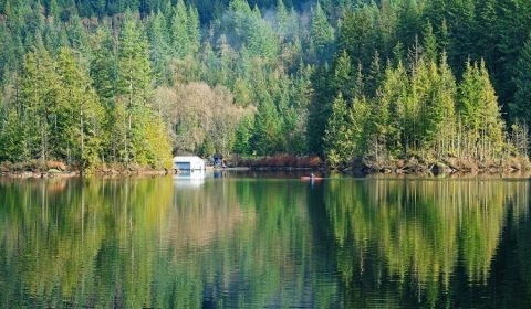 16 Fabulous Lakes Near Vancouver To Visit This Summer